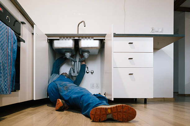 Professional Leak Detection technician working in Woodstock, CT
